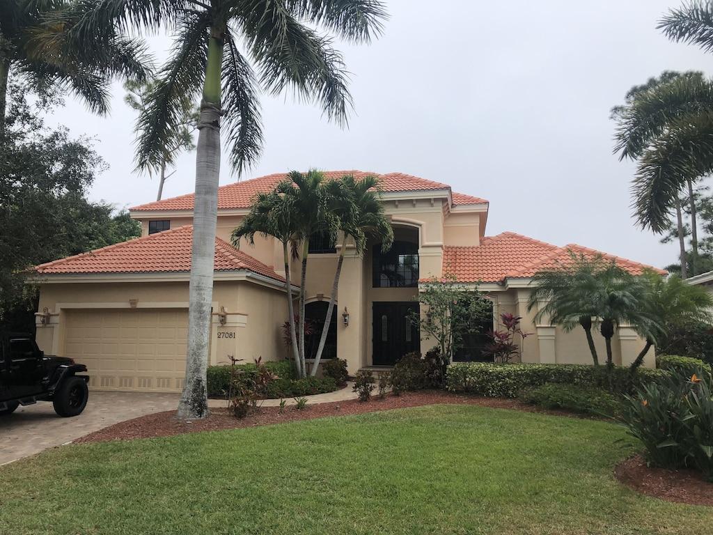 Villa with Heated Pool Next to the River Pet Policy