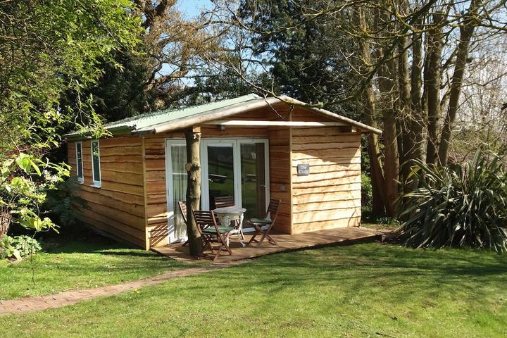 Pet Friendly Holiday Chalet with Private Garden