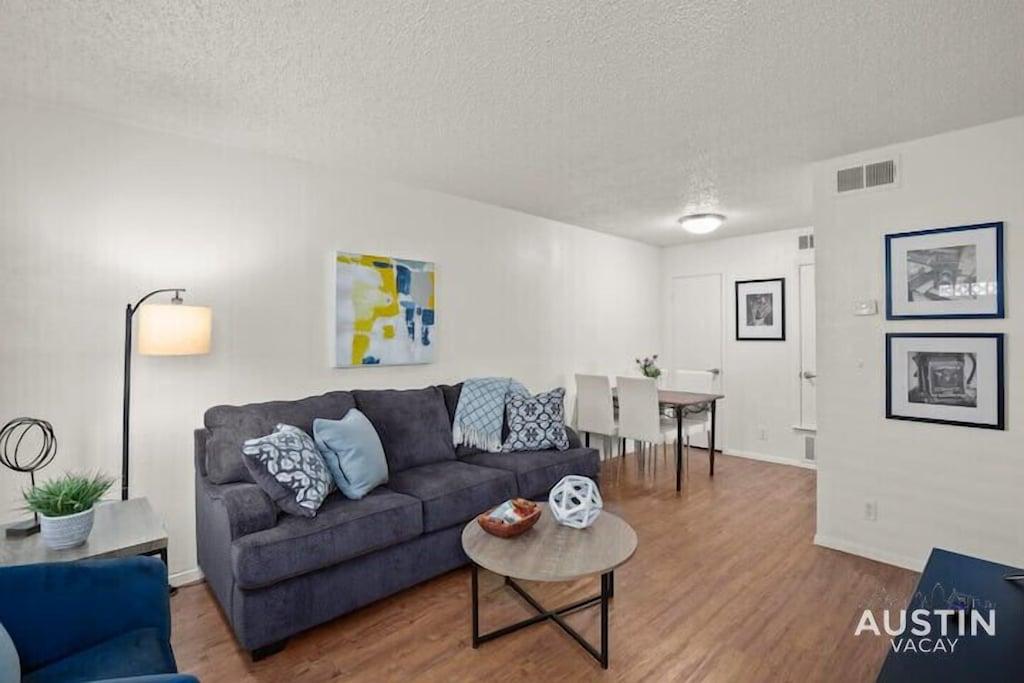 Relaxing Clarksville Townhome with Free Parking Pet Policy