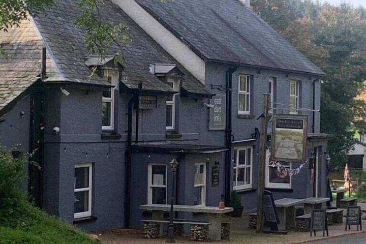 Pet Friendly East Dart Hotel - Restaurant With Rooms