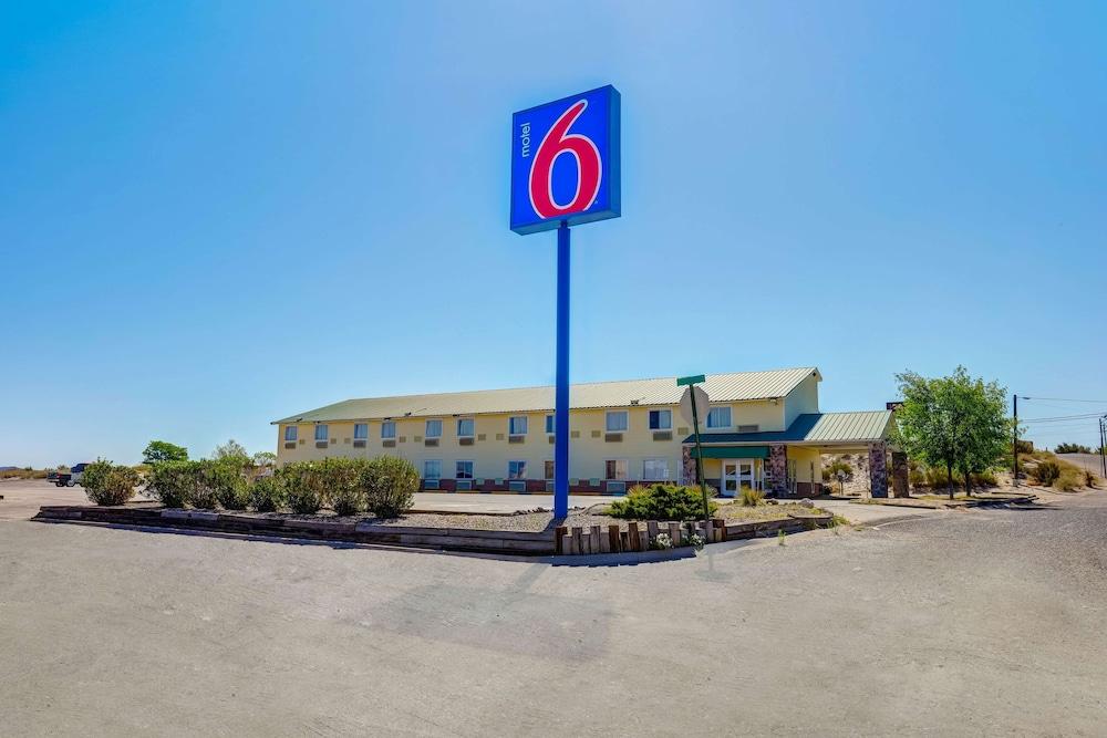 Pet Friendly Motel 6 Truth or Consequences NM