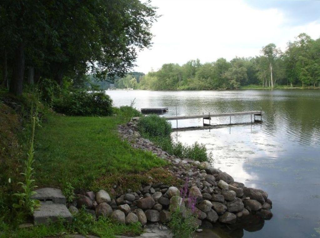 Riverside Getaway Pet Policy