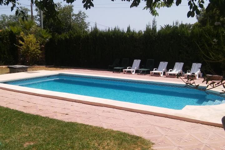 Pet Friendly Alicante Chalet with Pool