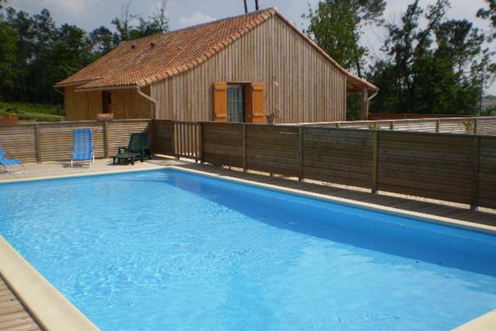 Pet Friendly Country Holiday Home - Riberac with Swimming Pool