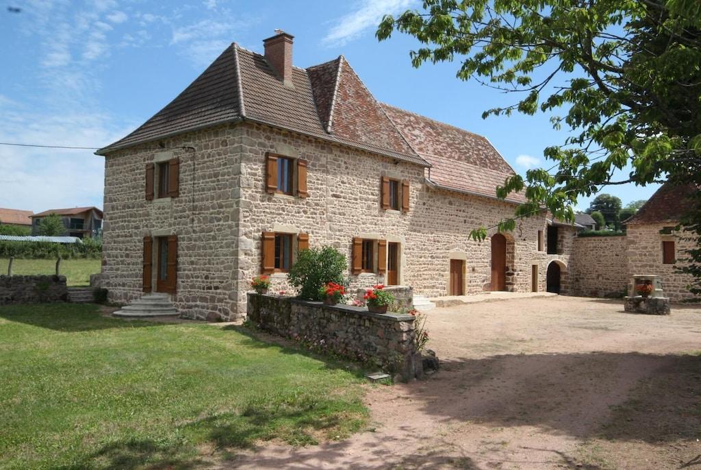 Pet Friendly La Fermette Au Vert