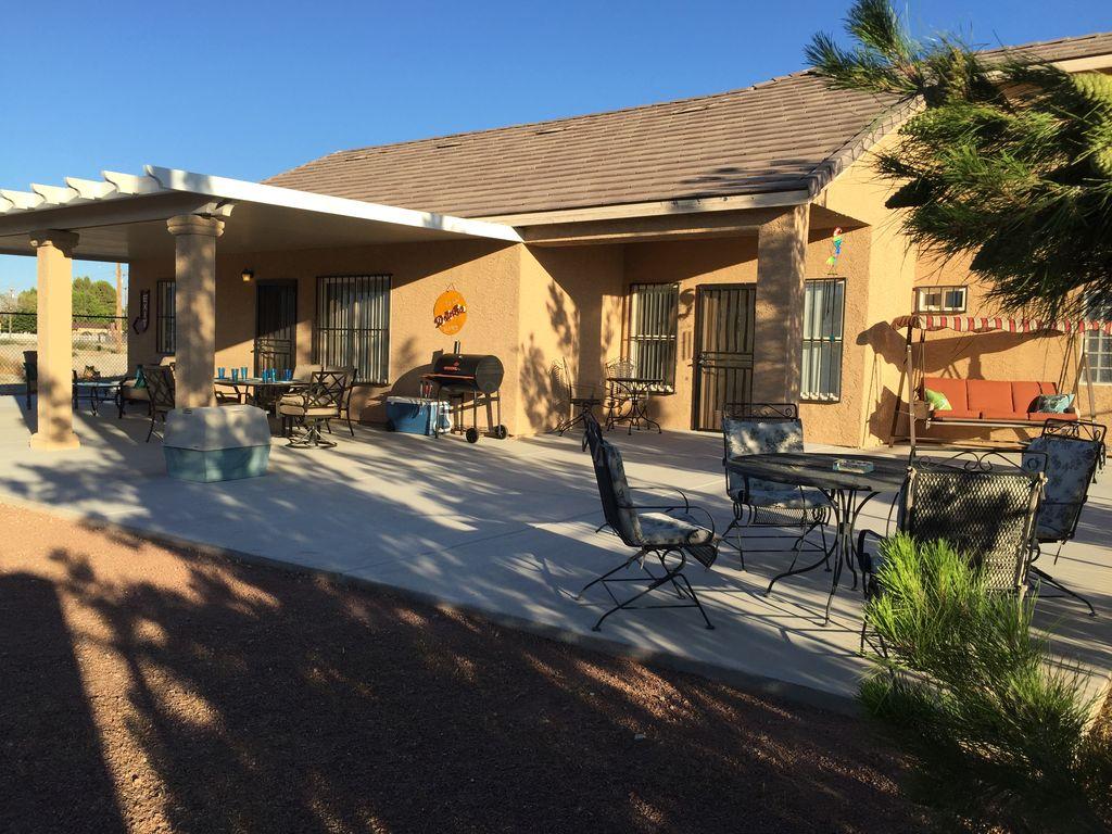 Pet Friendly Hotels In Pahrump Nv Bringfido