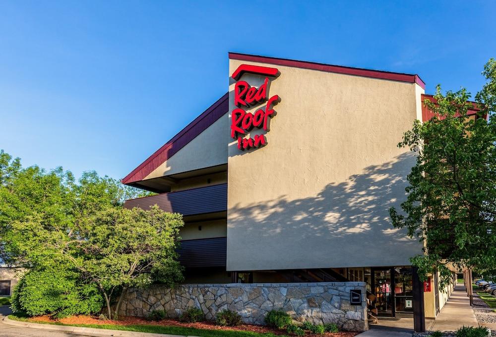 Pet Friendly Red Roof Inn Minneapolis Plymouth