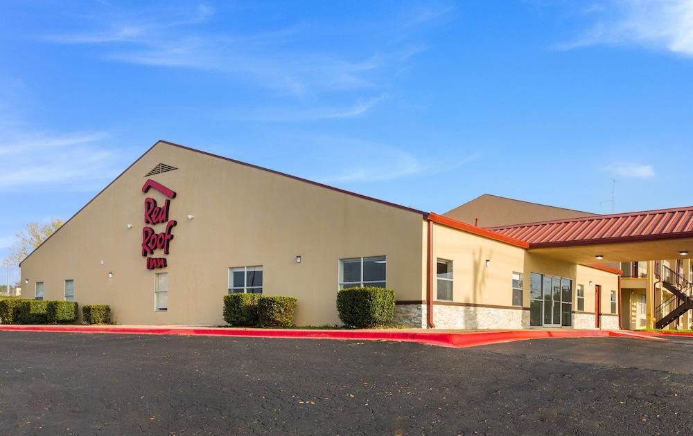Pet Friendly Red Roof Inn Temple