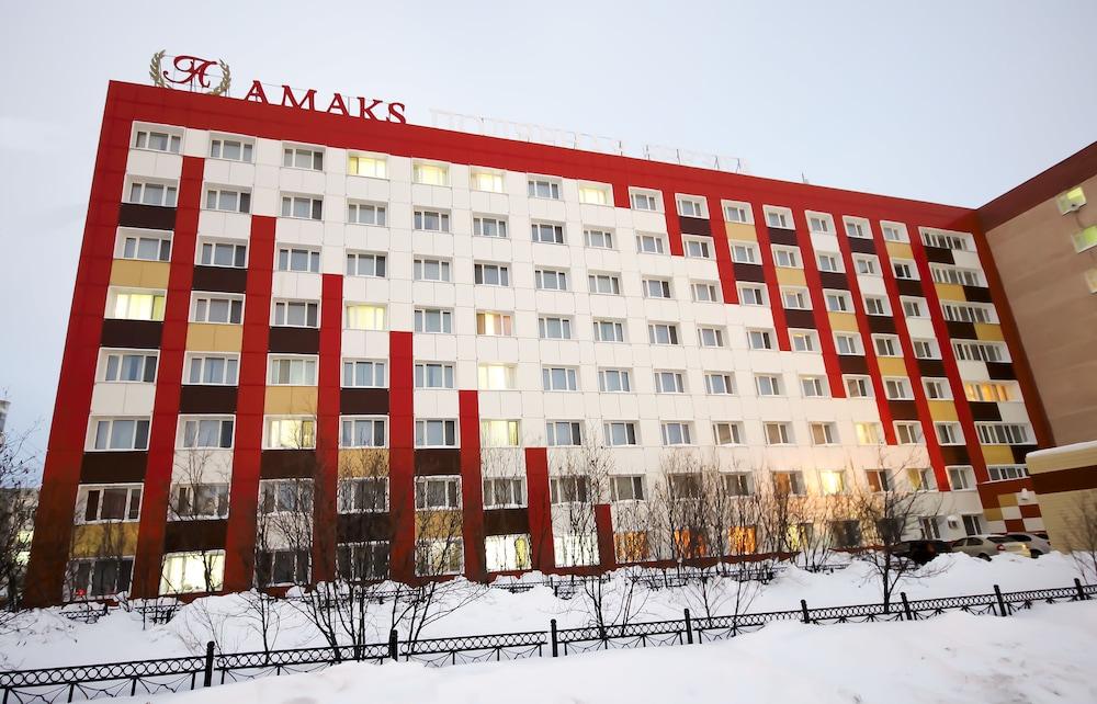 Pet Friendly Hotel Amaks Polyarnaya Zvezda