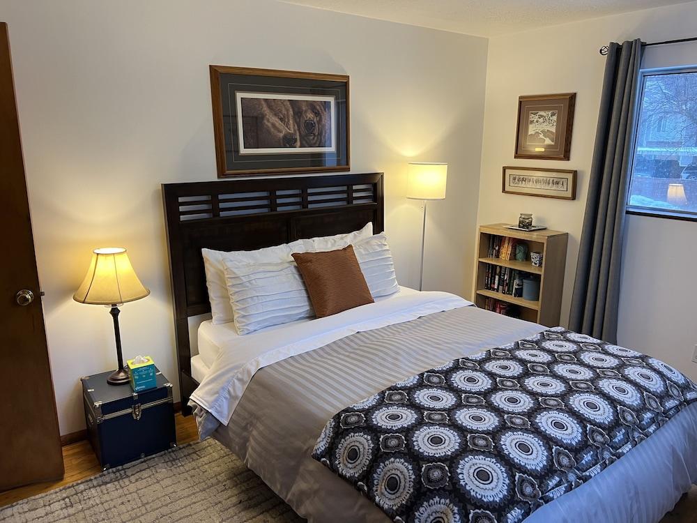 Privacy & Comfort in the Heart of Ogden Pet Policy