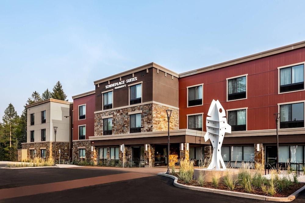 Pet Friendly TownePlace Suites by Marriott Whitefish