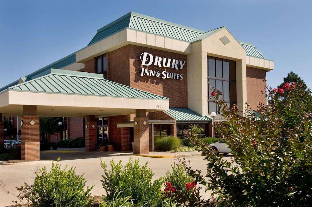 Drury Inn & Suites Joplin Pet Policy
