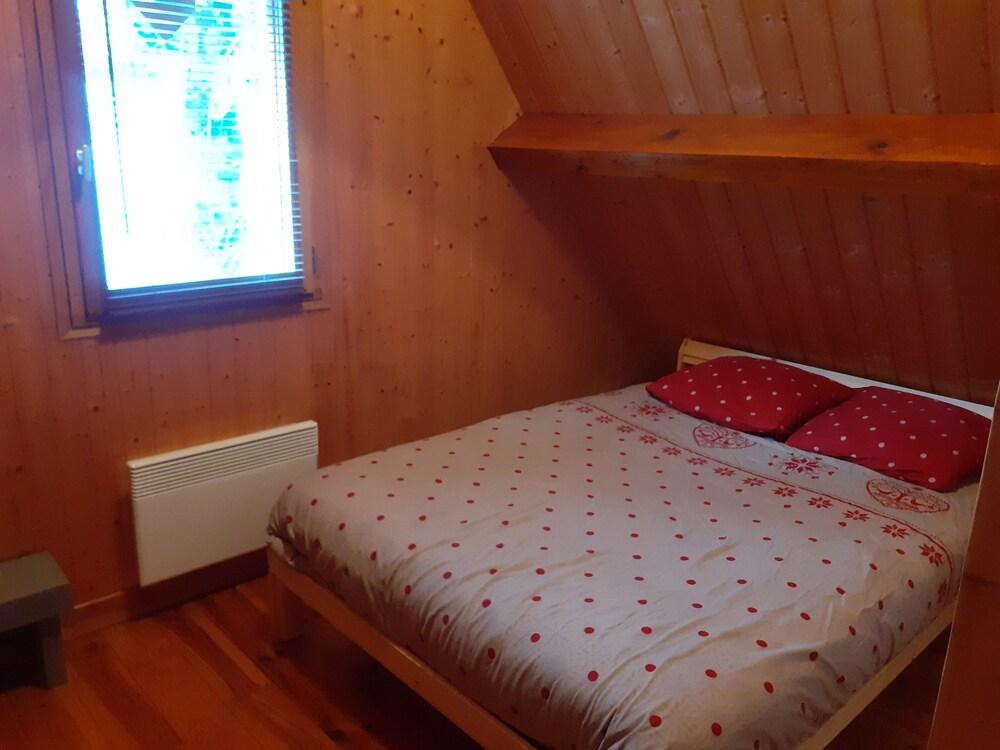 Pet Friendly 3/1 Chalet with Television
