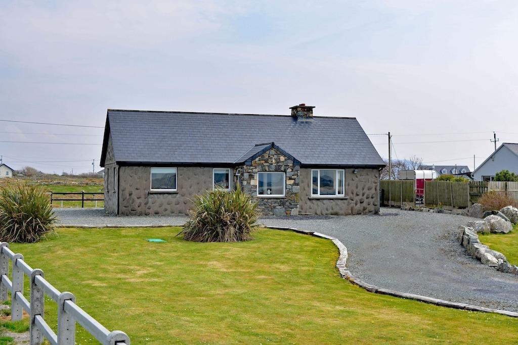 Pet Friendly Cottage 102 - Ballyconneely