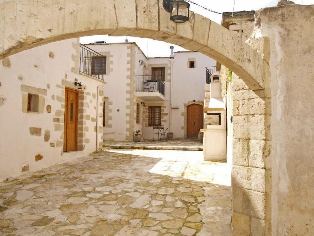 Pet Friendly Vafes Traditional Stone Houses