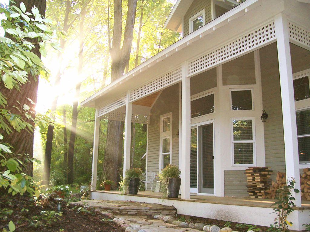 Pet Friendly Vacation Rentals In Union Pier Mi Bringfido