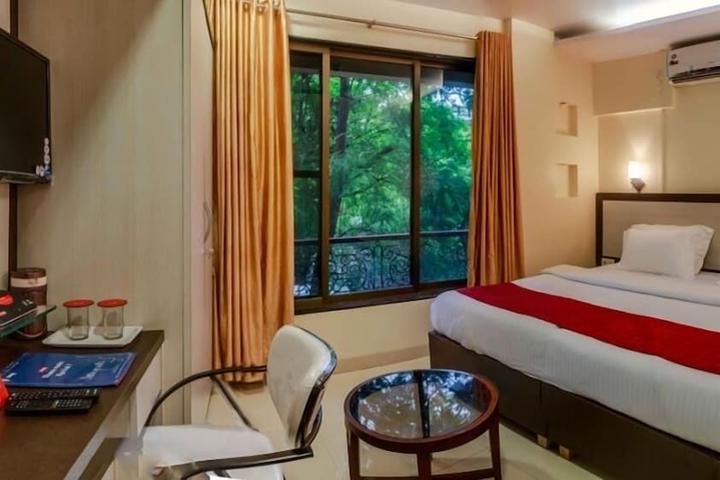 Pet Friendly Hotel Aishwarya Residency