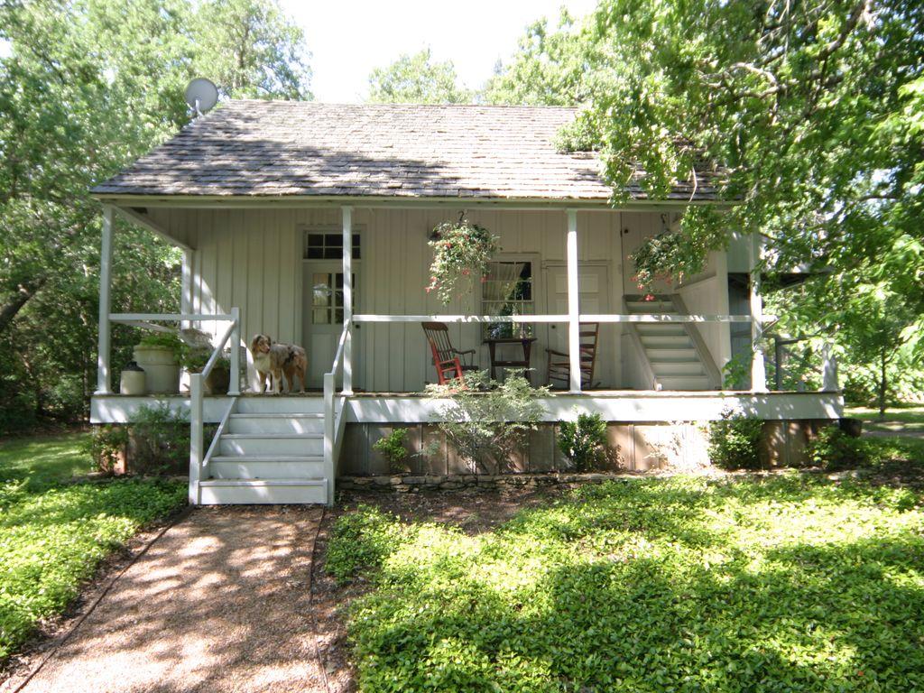 Pet Friendly Hotels In Schulenburg Tx Bring Fido - 