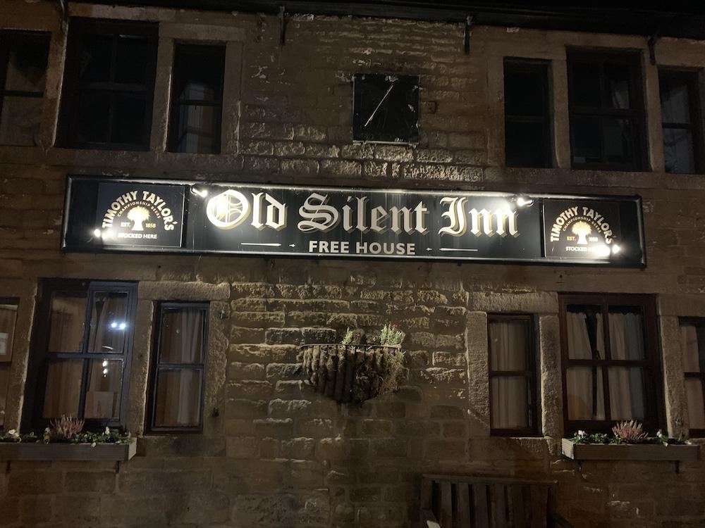 Pet Friendly Old Silent Inn