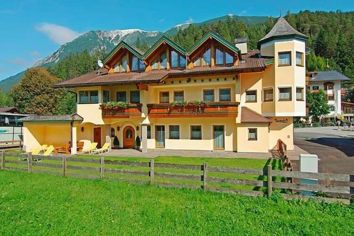 Pet Friendly Achenkirch Apartment with Balcony or Terrace