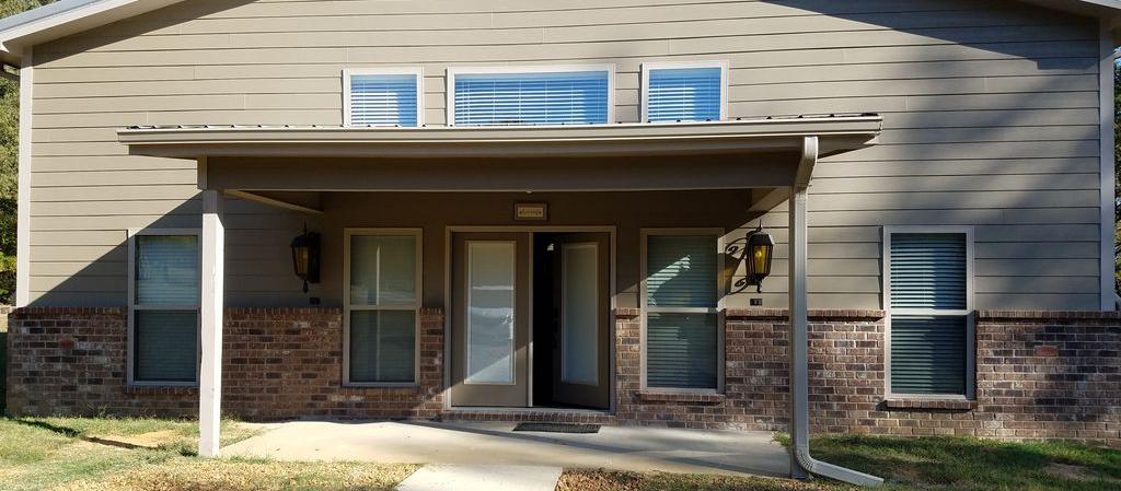Picture of a pet friendly vacation rental in Eupora, MS, US. Picture of a pet friendly vacation rental in Eupora, MS, US.