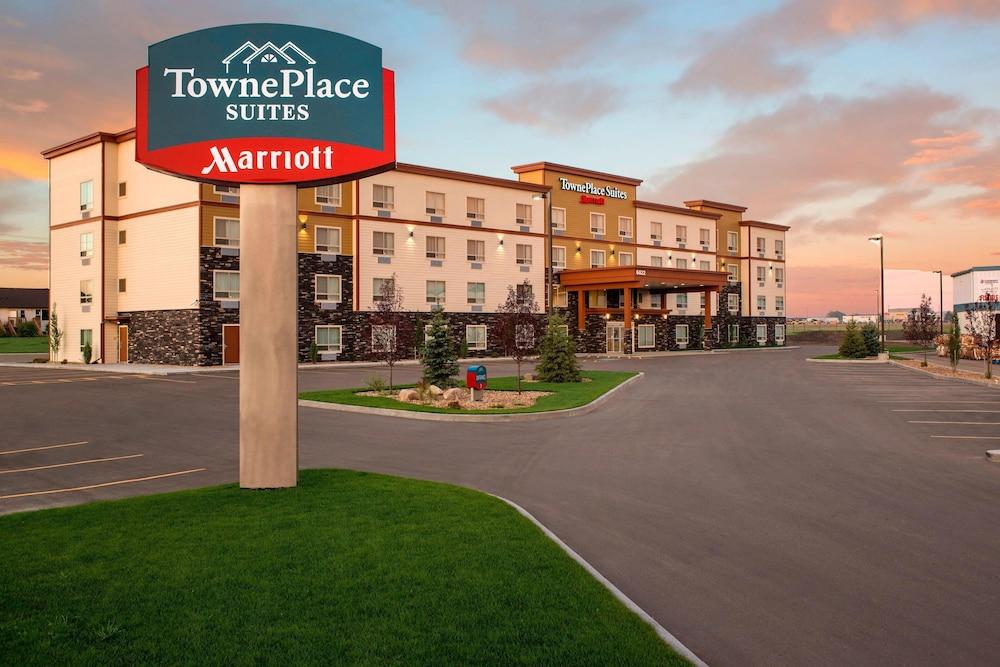 Pet Friendly Towneplace Suites by Marriott Red Deer