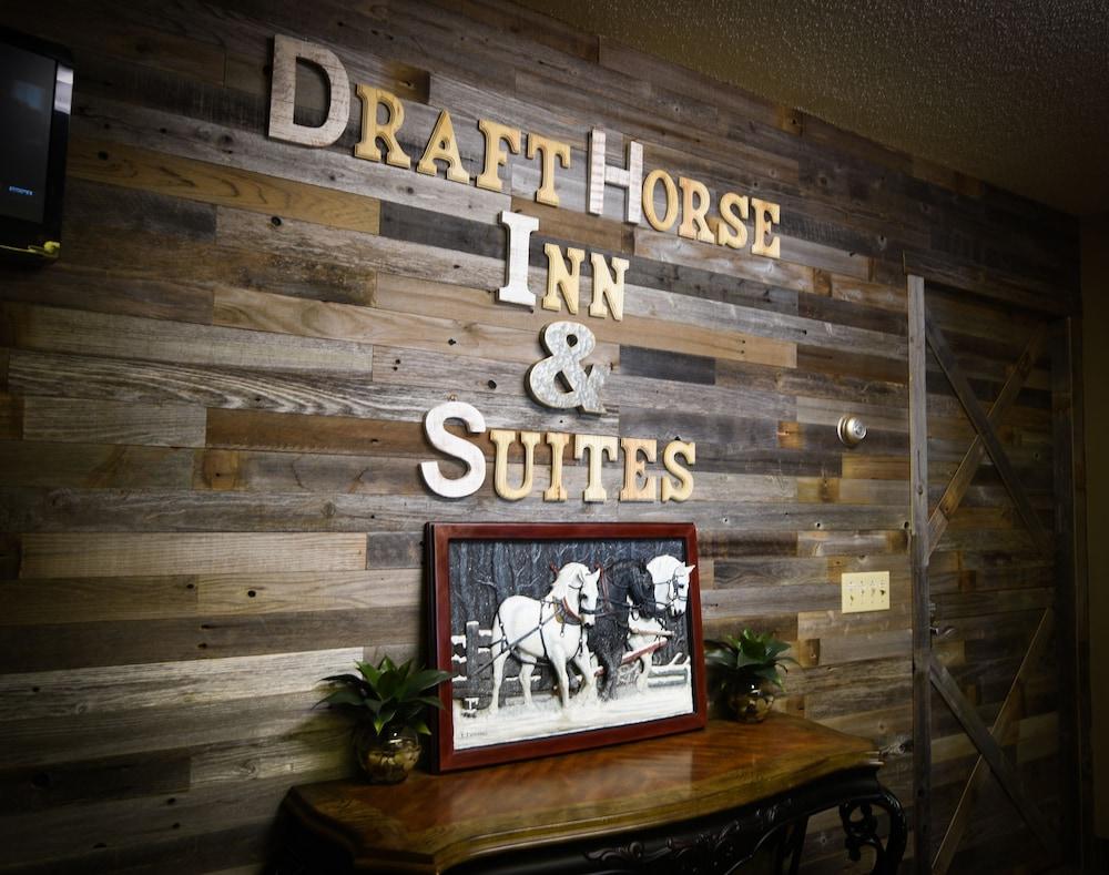 Pet Friendly Draft Horse Inn and Suites