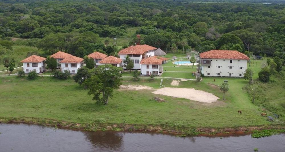 Pet Friendly Pantanal Park Hotel