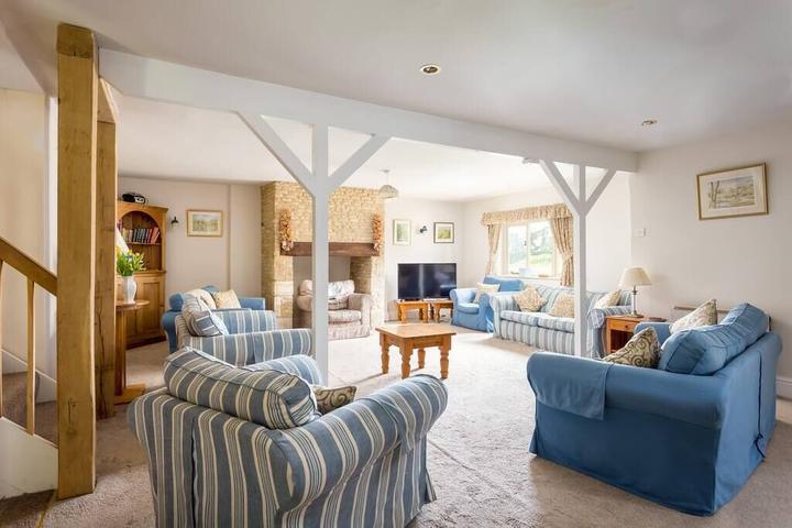Pet Friendly Stanway House