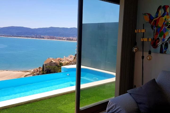 Pet Friendly 3BR Villa with Private Pool in Faro de Cullera