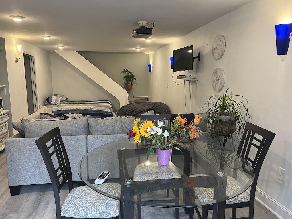 Private Basement Suite Near Asheville Pet Policy