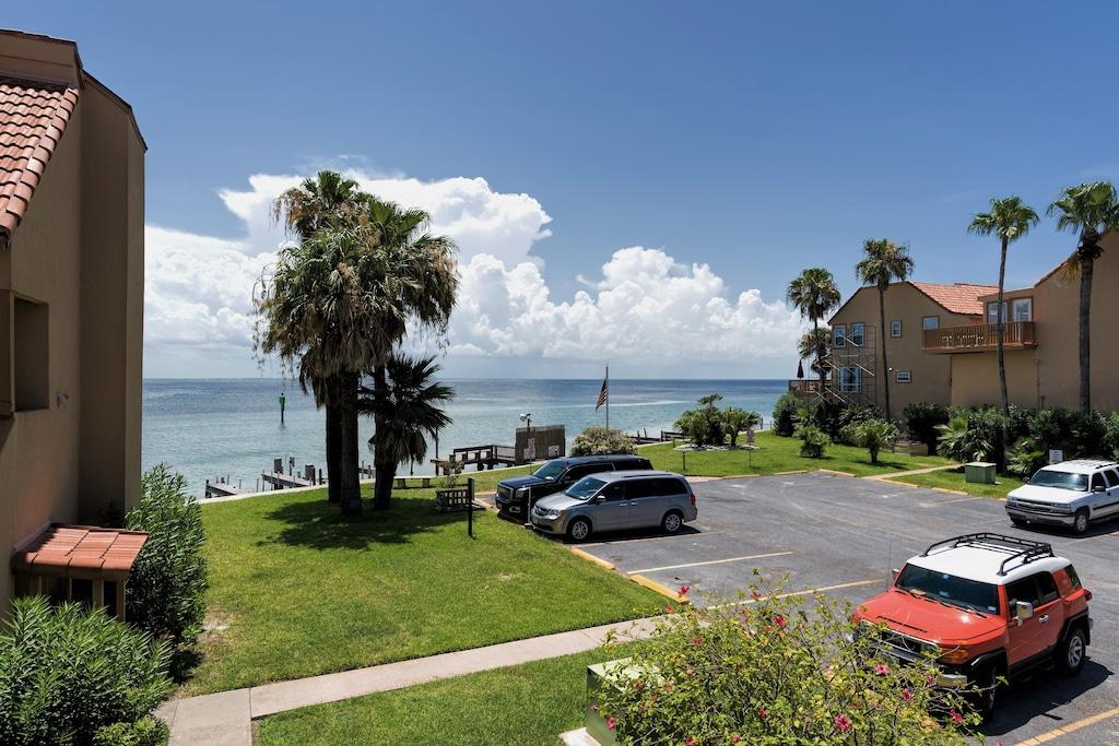 La Solana 110 Pet Policy