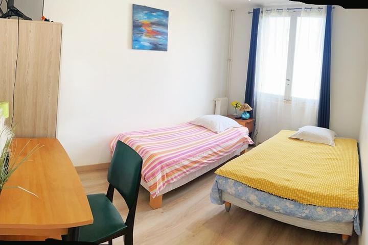 Pet Friendly Private Homestay Near Orly Airport