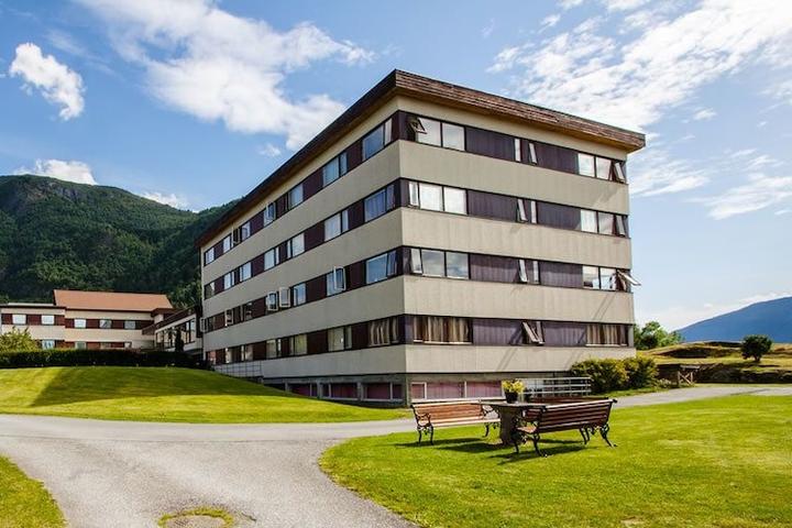 Pet Friendly Sognefjord Hotel