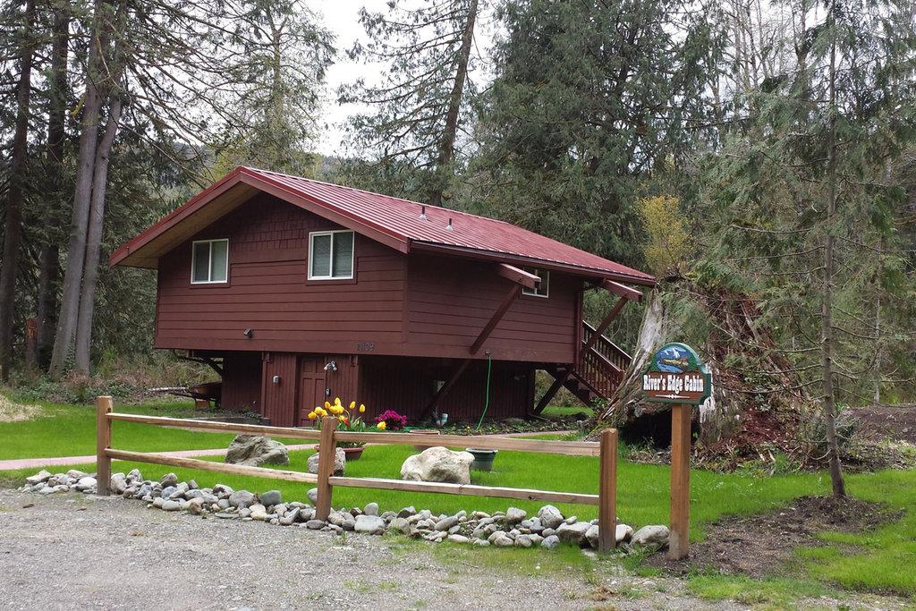 Pet Friendly Verlot Airbnb Rentals