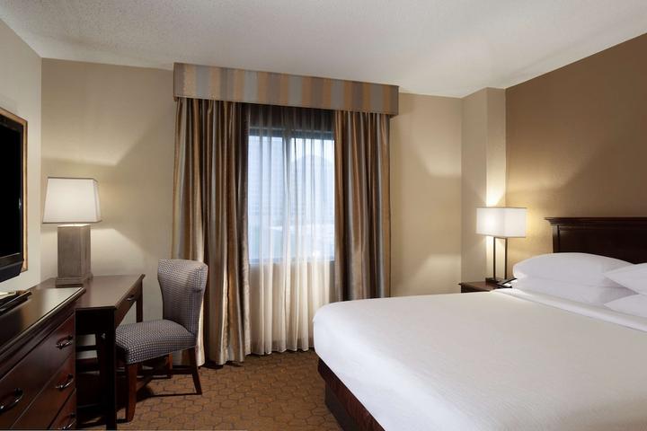 Pet Friendly Embassy Suites by Hilton Dallas Near the Galleria