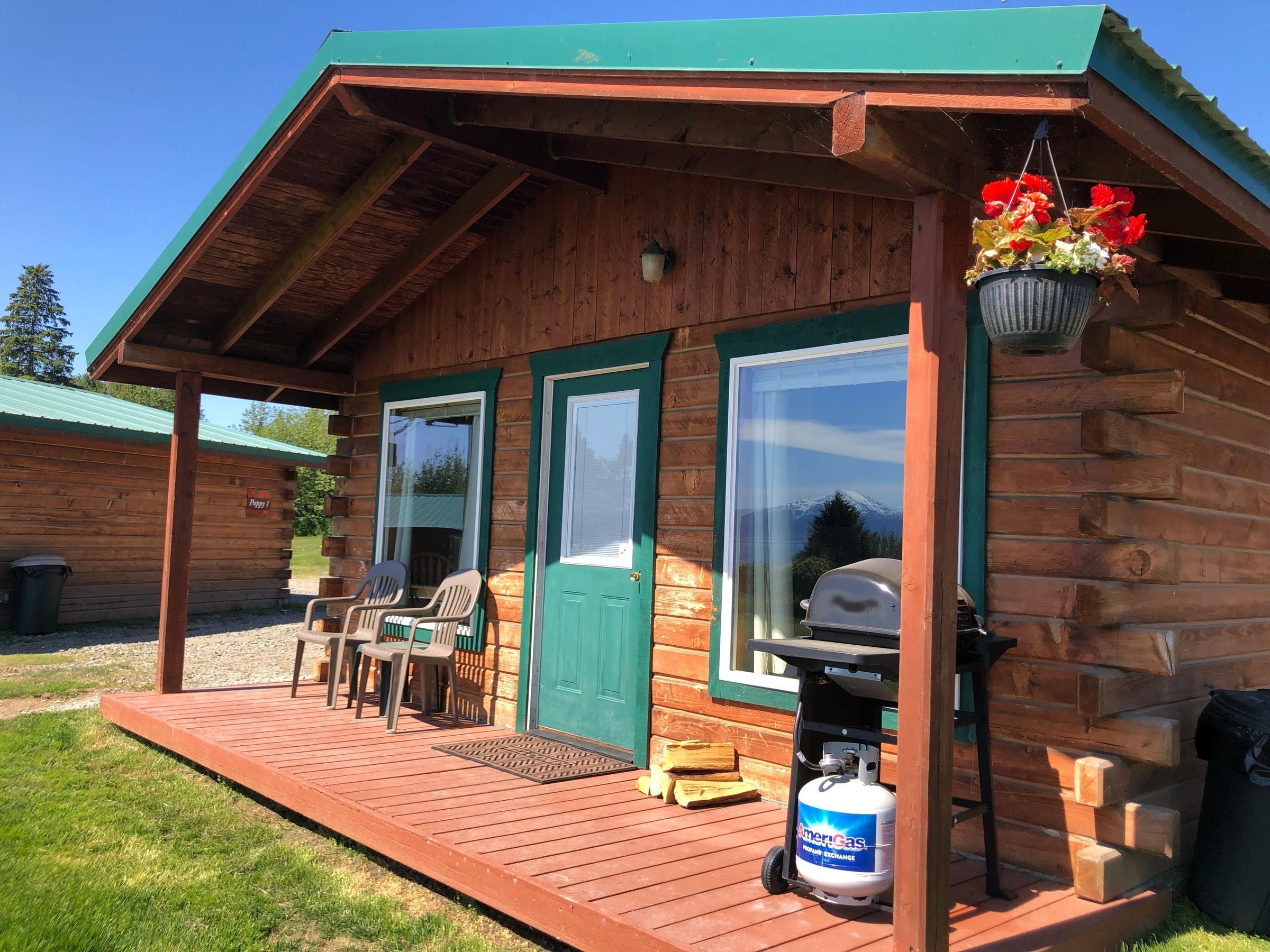 Glacier View Cabin in Homer Pet Policy