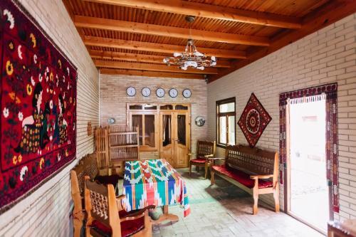 Pet Friendly TripLE Hostel Samarkand