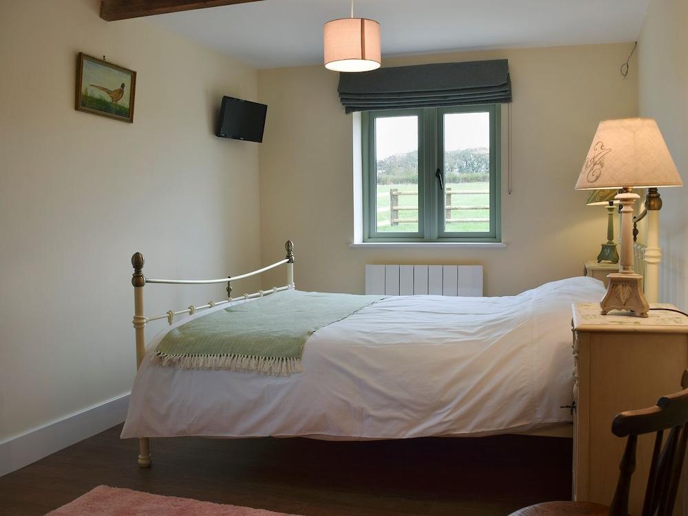 Pet Friendly Wagtail Cottage