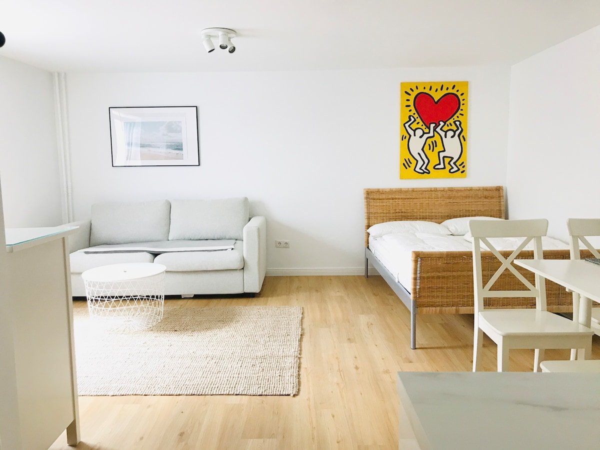 Photo of a dog-friendly vacation rental in Witsum, DE.
