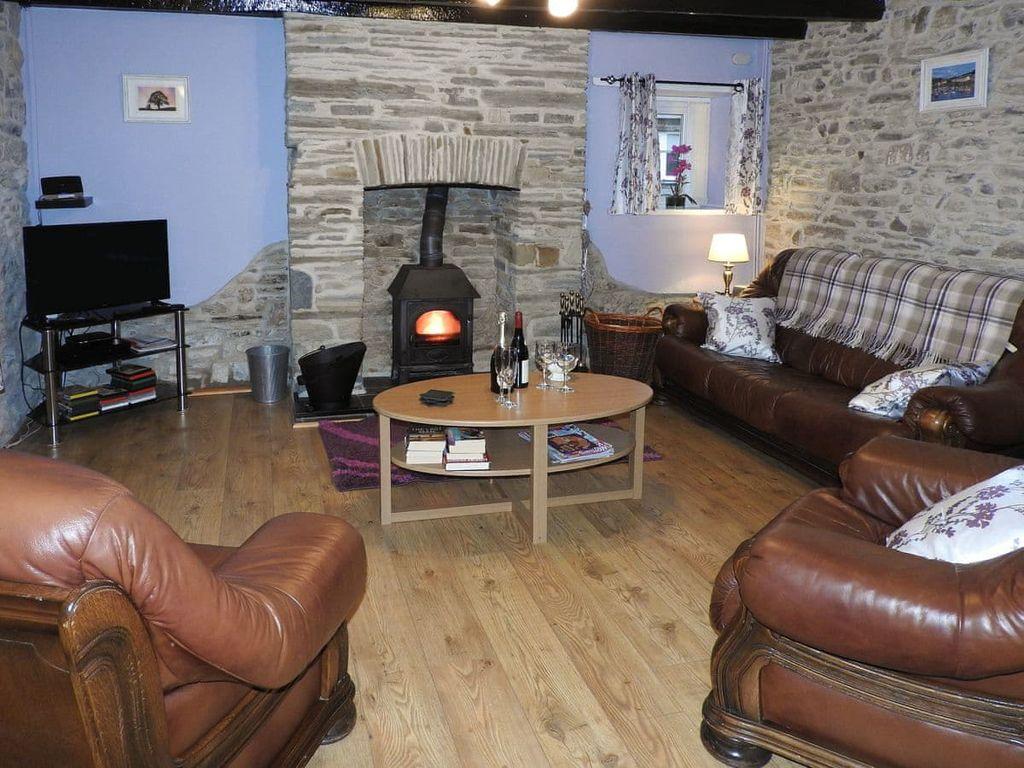 Pet Friendly VRBO Newcastle Emlyn