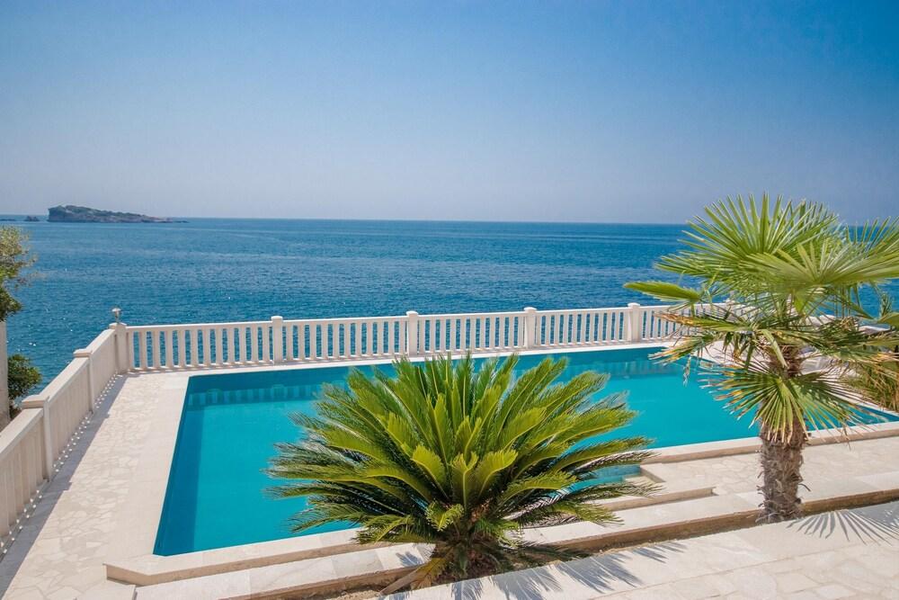 Pet Friendly Villa Alena by the Sea with Pool