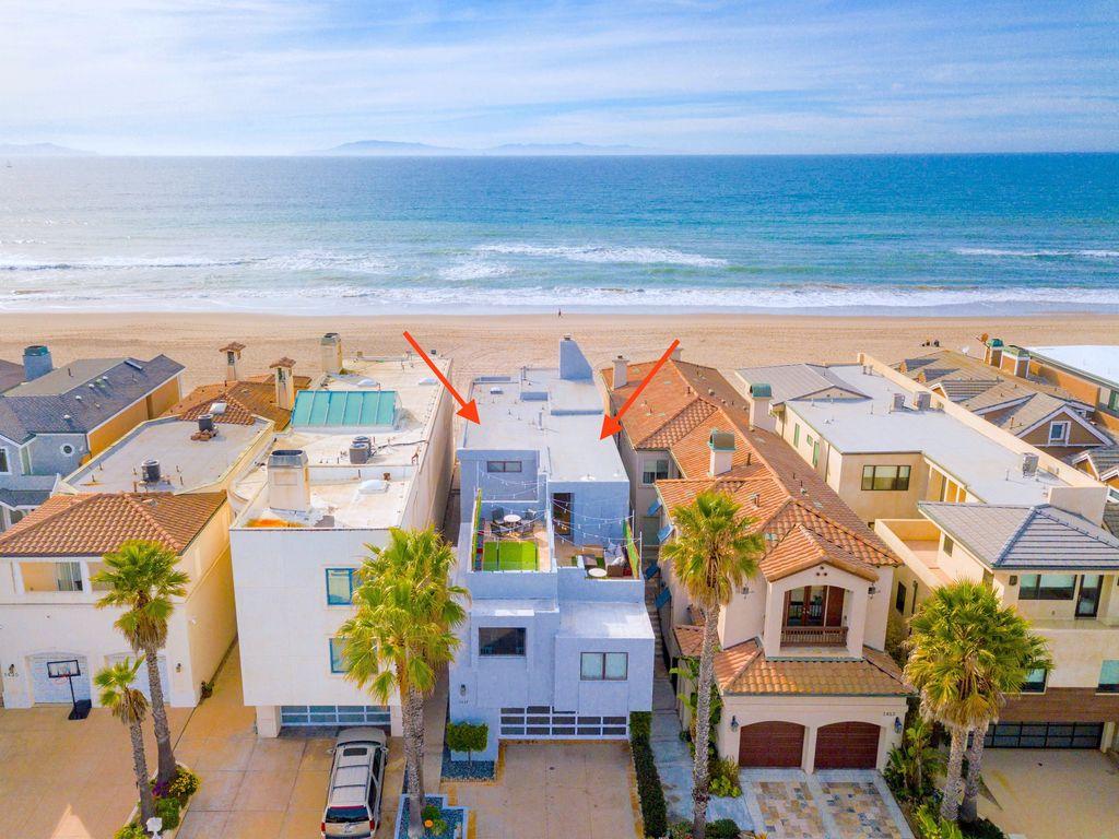 Designer Beach Front Villa in Oxnard Shores Pet Policy