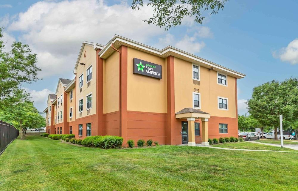 Pet Friendly Extended Stay America Suites Baltimore BWI Airport Aero Dr