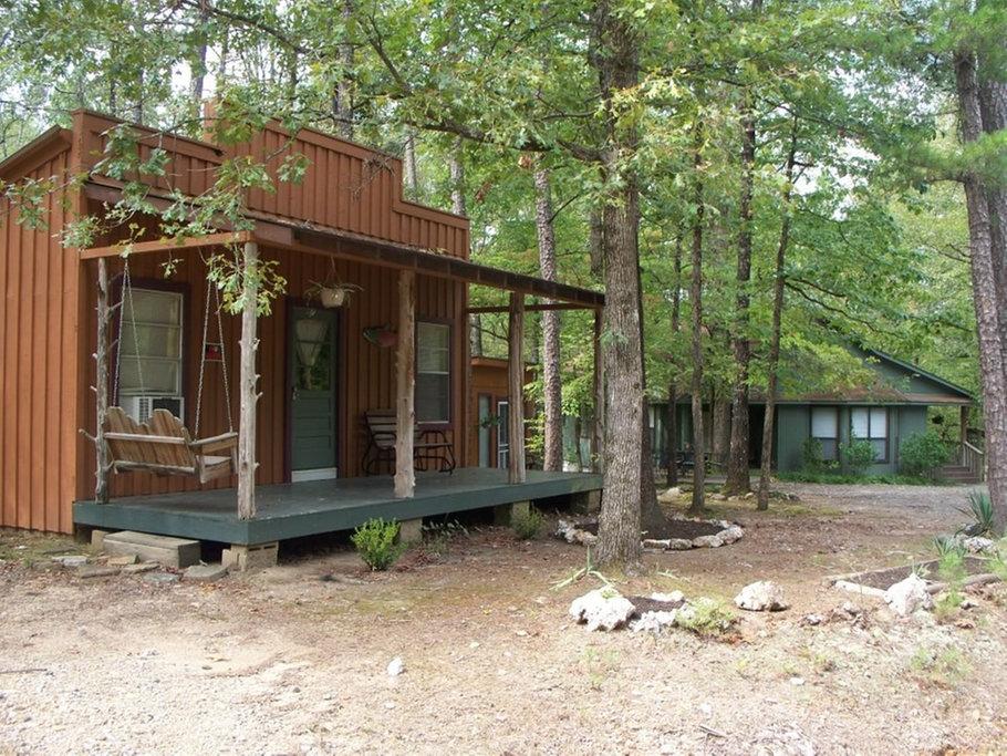 Pet Friendly Vacation Rentals In Mount Ida Ar Bringfido