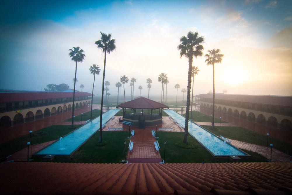 Hotel Mission De Oro Pet Policy