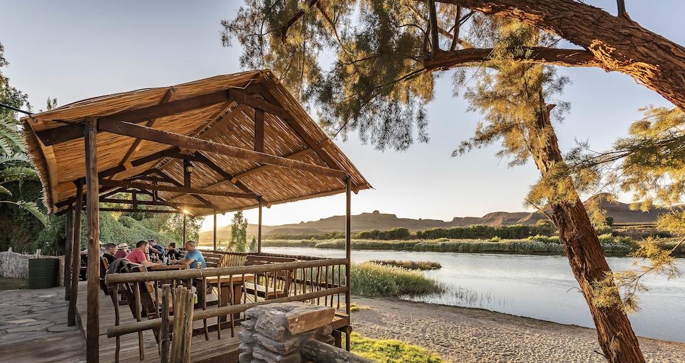 Pet Friendly Orange River Rafting Lodge by Country Hotels