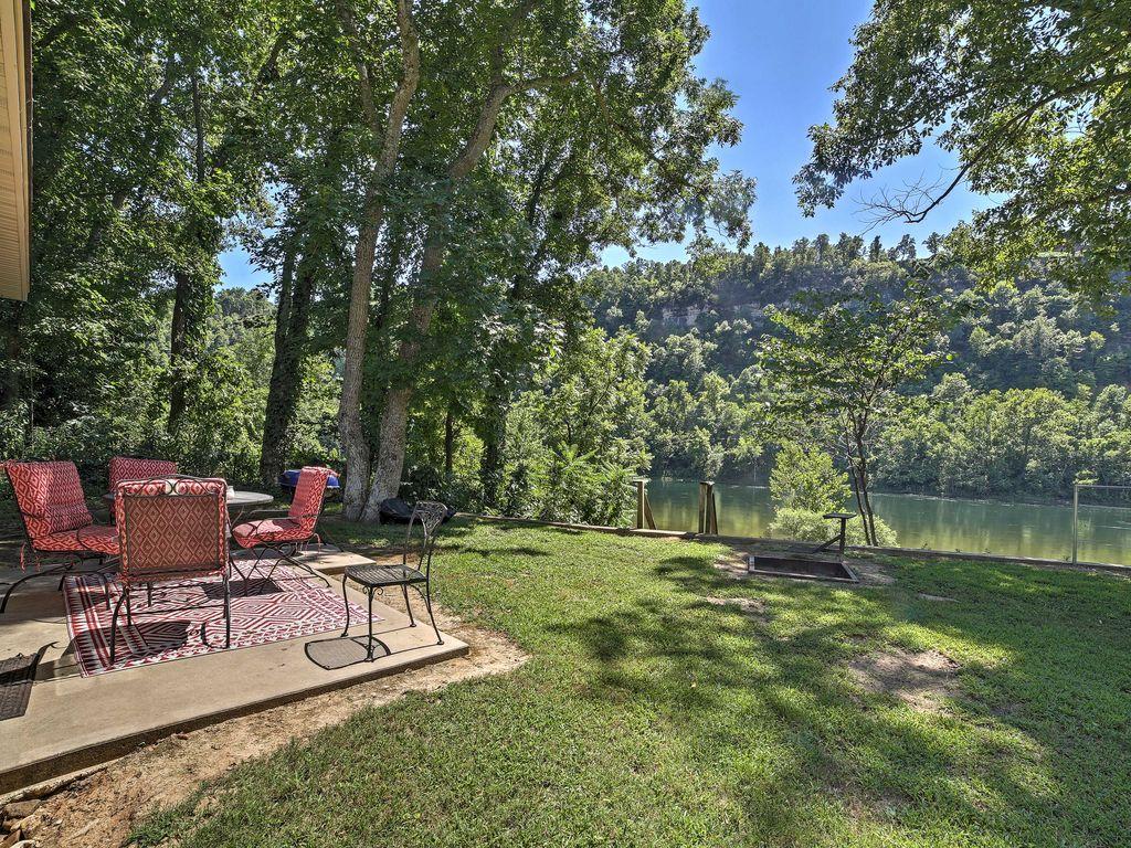 Bull Shoals HomeAway Rentals Pet Policy