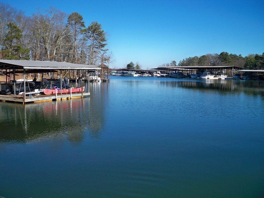 Pet Friendly Hotels In Oakwood Ga Bringfido
