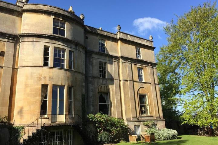 Pet Friendly Hotels Resorts In Castle Cary Uk Bringfido Pet Friendly Hotels Resorts In Castle Cary Uk Bringfido